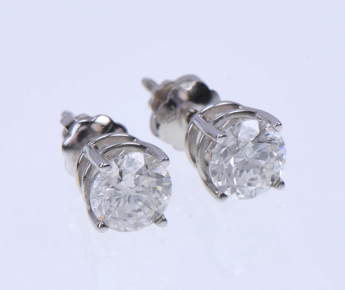 14K White Gold 1.04ctw Natural Diamond Stud Earrings G-H I1-I2